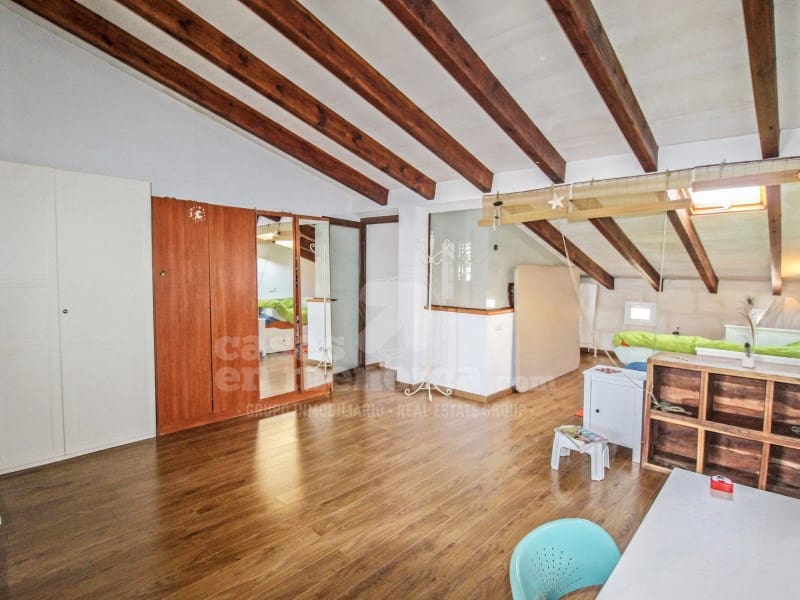 3 soverom Hus til salgs i Es Castell - € 450 000 (Ref: 7979847)