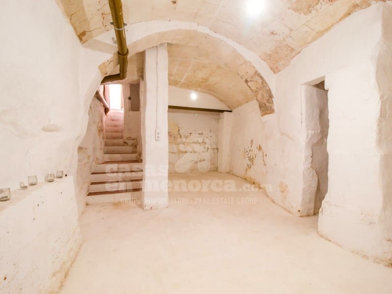 5 soveværelse Byhus til salg i Ciutadella de Menorca - € 580.000 (Ref: 7979869)