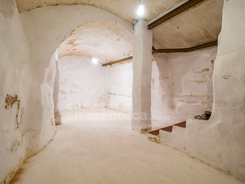 5 soveværelse Byhus til salg i Ciutadella de Menorca - € 580.000 (Ref: 7979869)