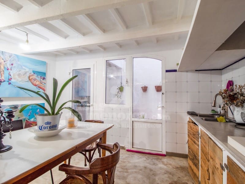 5 soveværelse Byhus til salg i Ciutadella de Menorca - € 580.000 (Ref: 7979869)