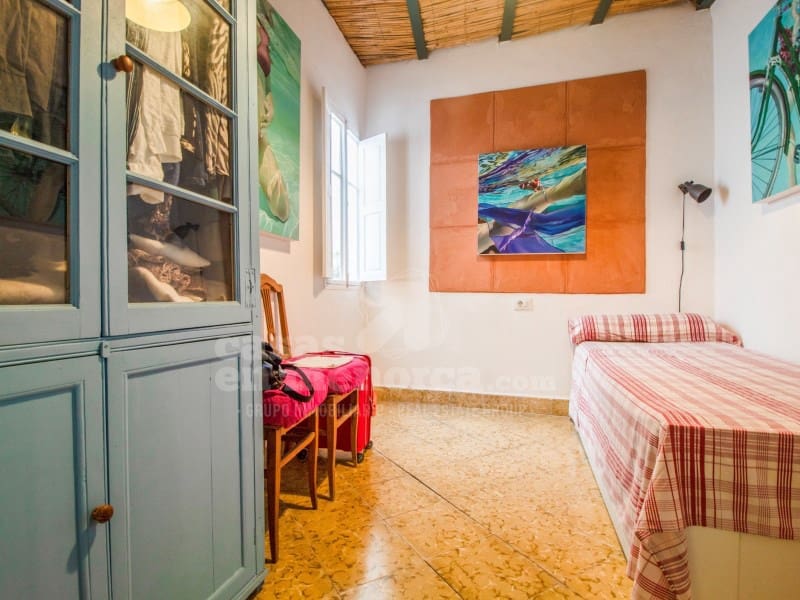 5 soveværelse Byhus til salg i Ciutadella de Menorca - € 580.000 (Ref: 7979869)