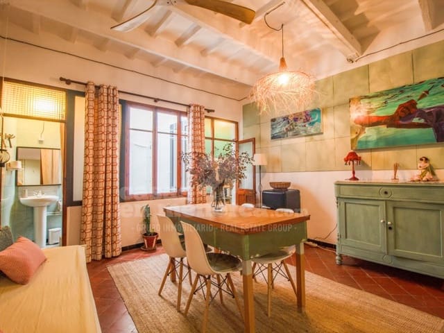 5 bedroom Townhouse for sale in Ciutadella, Ciutadella de Menorca - € 580,000 (Ref: 7979869)