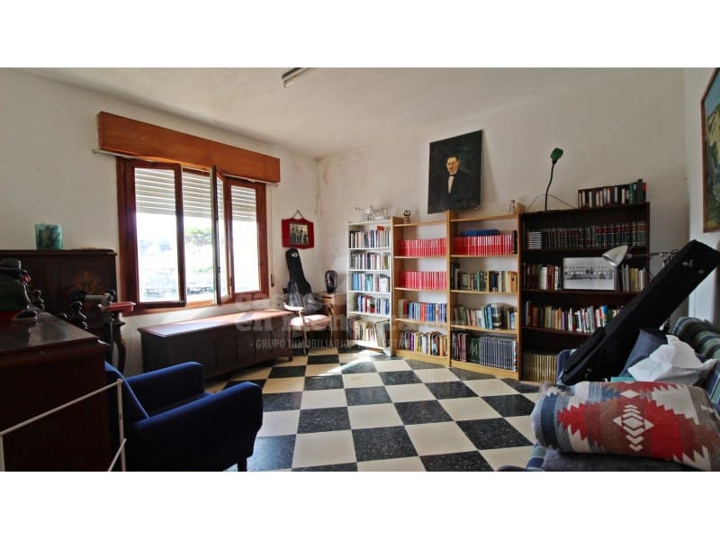 7 soveværelse Byhus til salg i Es Castell - € 1.490.000 (Ref: 7979886)