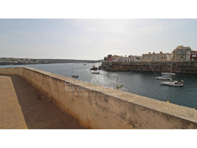 7 soveværelse Byhus til salg i Es Castell - € 1.490.000 (Ref: 7979886)