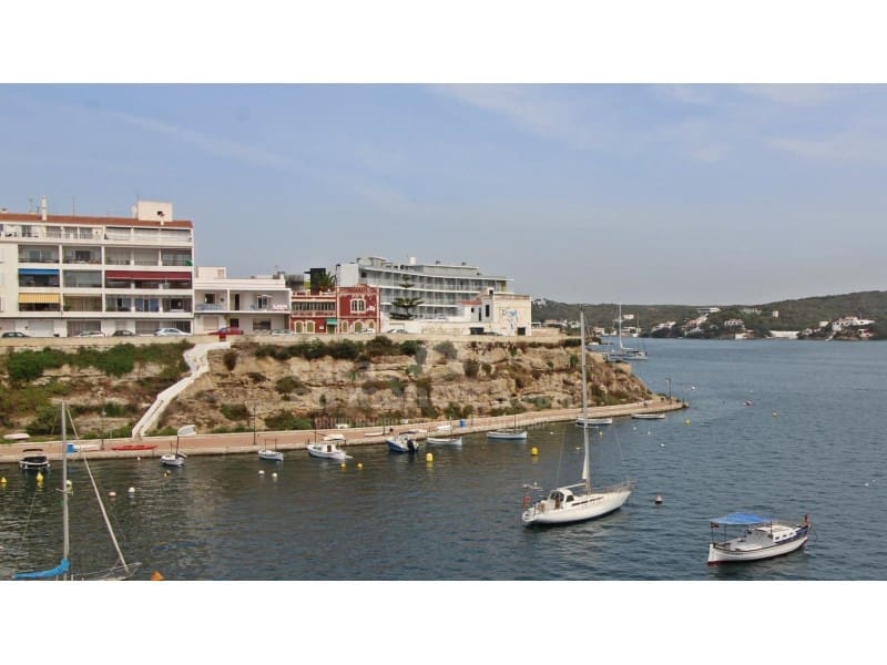 7 soveværelse Byhus til salg i Es Castell - € 1.490.000 (Ref: 7979886)