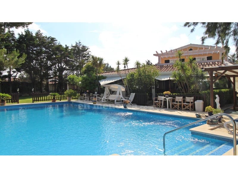 5 soveværelse Villa til salg i Mahon / Mao med swimmingpool garage - € 2.200.000 (Ref: 7979887)