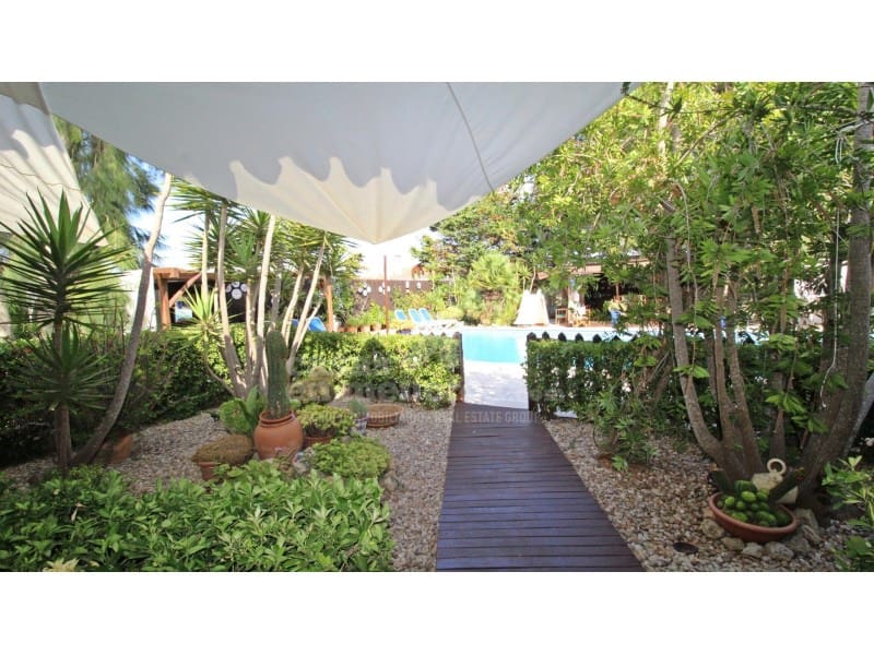 5 soveværelse Villa til salg i Mahon / Mao med swimmingpool garage - € 2.200.000 (Ref: 7979887)