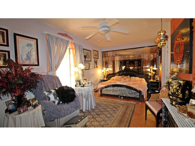 5 soveværelse Villa til salg i Mahon / Mao med swimmingpool garage - € 2.200.000 (Ref: 7979887)