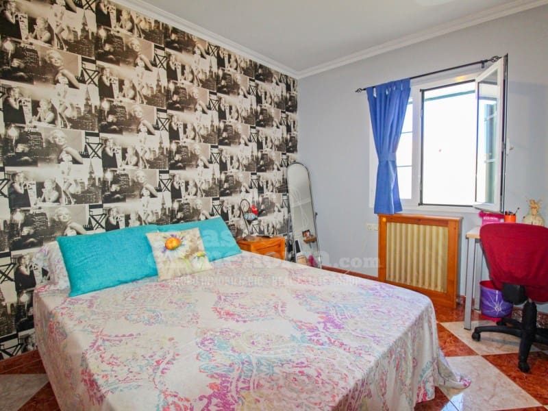 4 soveværelse Byhus til salg i Es Castell - € 570.000 (Ref: 7979894)