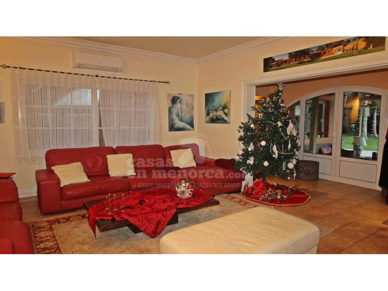 5 soveværelse Finca/Landehus til salg i Llucmacanes med swimmingpool - € 1.500.000 (Ref: 7986128)