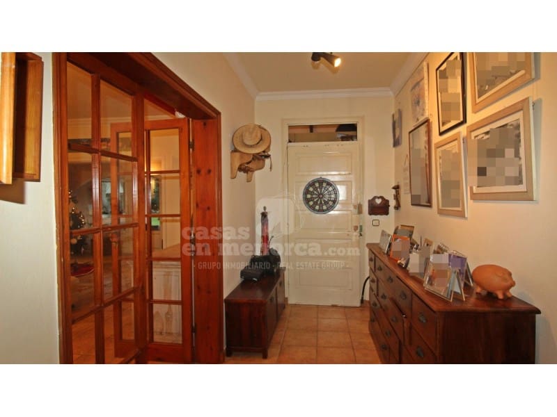 5 soveværelse Finca/Landehus til salg i Llucmacanes med swimmingpool - € 1.500.000 (Ref: 7986128)