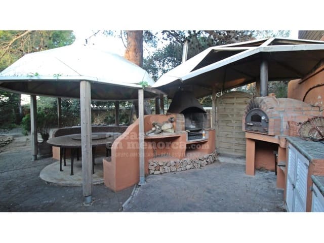 5 soveværelse Finca/Landehus til salg i Llucmaçanes, Mahón / Maó med swimmingpool - € 1.500.000 (Ref: 7986128)