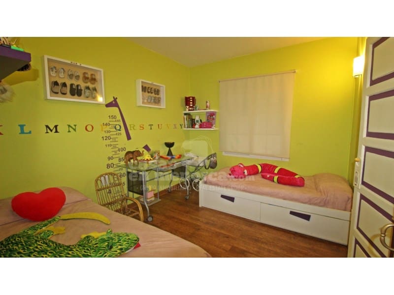 5 soveværelse Finca/Landehus til salg i Llucmacanes med swimmingpool - € 1.500.000 (Ref: 7986128)