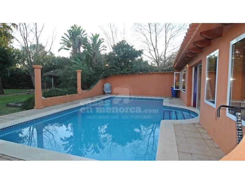 5 soveværelse Finca/Landehus til salg i Llucmacanes med swimmingpool - € 1.500.000 (Ref: 7986128)