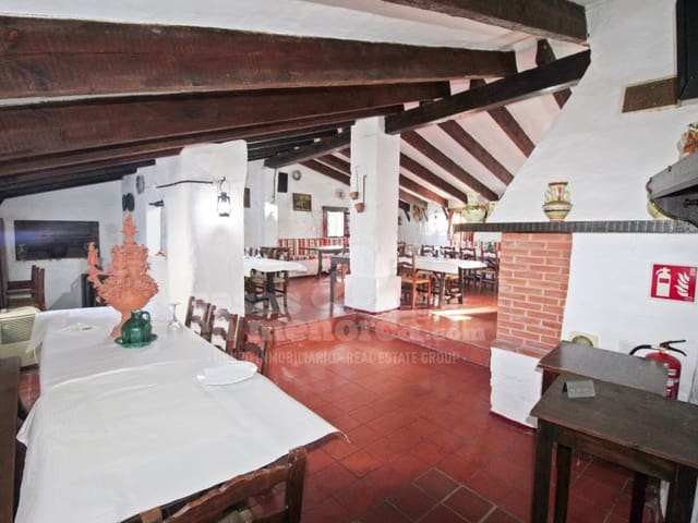 1 quarto Restaurante/Bar para venda em Cala Galdana, Ferreries com garagem - 1 065 000 € (Ref: 7986140)