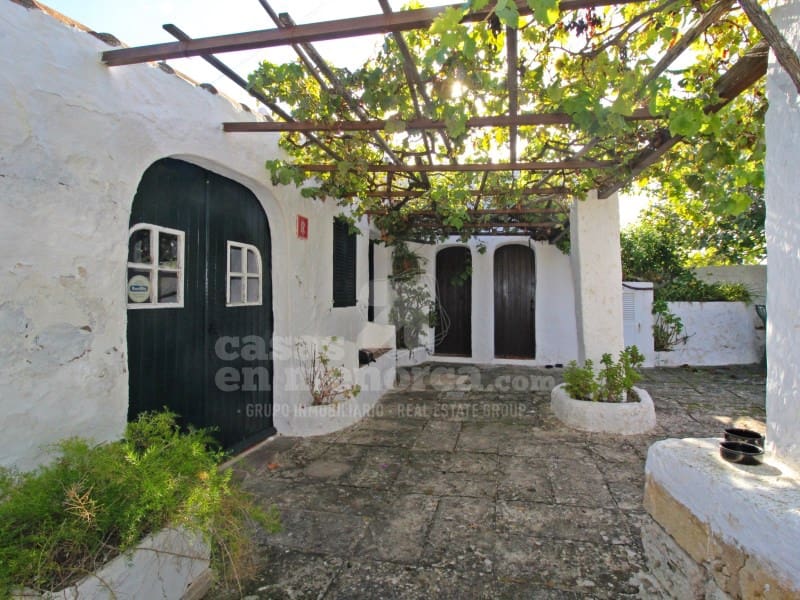 1 sovrum Restaurang/Bar till salu i Cala Galdana med garage - 1 065 000 € (Ref: 7986140)