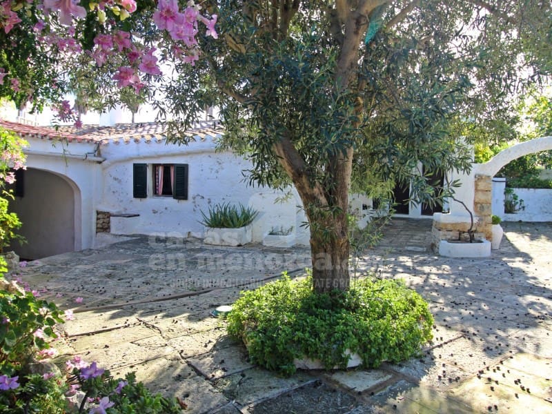 1 sovrum Restaurang/Bar till salu i Cala Galdana med garage - 1 065 000 € (Ref: 7986140)