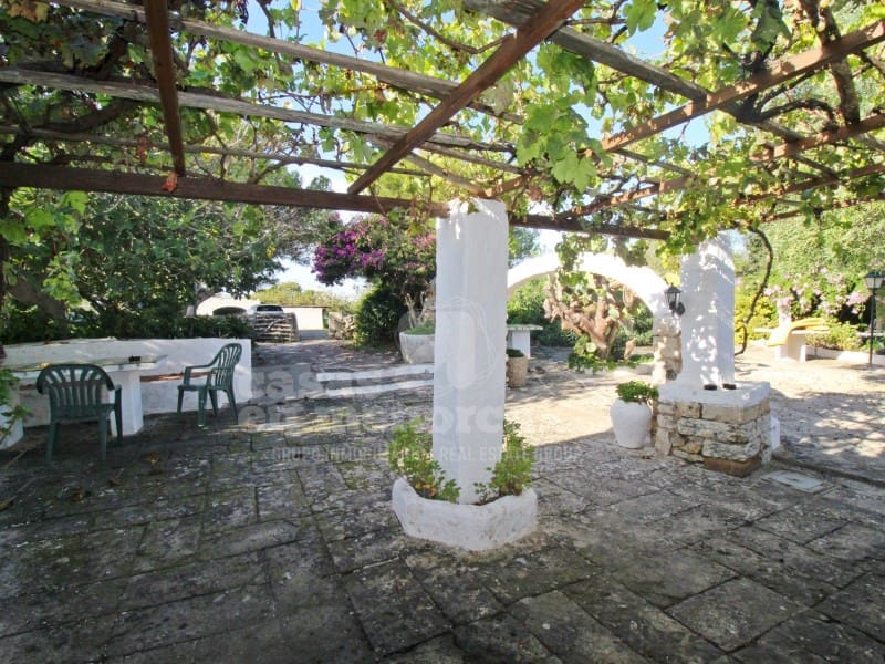 1 sovrum Restaurang/Bar till salu i Cala Galdana med garage - 1 065 000 € (Ref: 7986140)