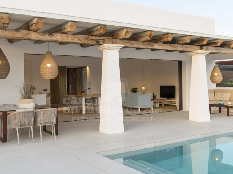 3 soverom Villa til salgs i Punta Grossa med svømmebasseng - € 1 200 000 (Ref: 7986142)