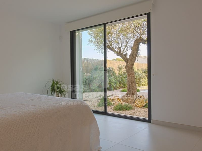 3 soverom Villa til salgs i Punta Grossa med svømmebasseng - € 1 200 000 (Ref: 7986142)