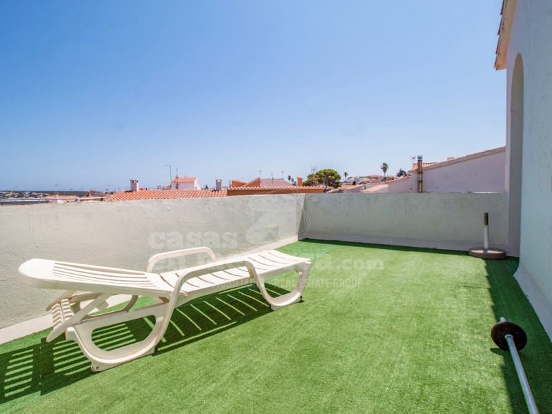 5 soveværelse Byhus til salg i Es Castell med swimmingpool garage - € 745.000 (Ref: 7986146)