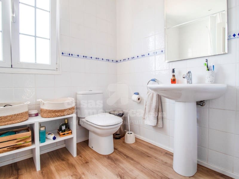 5 soveværelse Byhus til salg i Es Castell med swimmingpool garage - € 745.000 (Ref: 7986146)