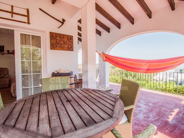 5 bedroom Townhouse for sale in Son Vilar, Es Castell with pool garage - € 745,000 (Ref: 7986146)