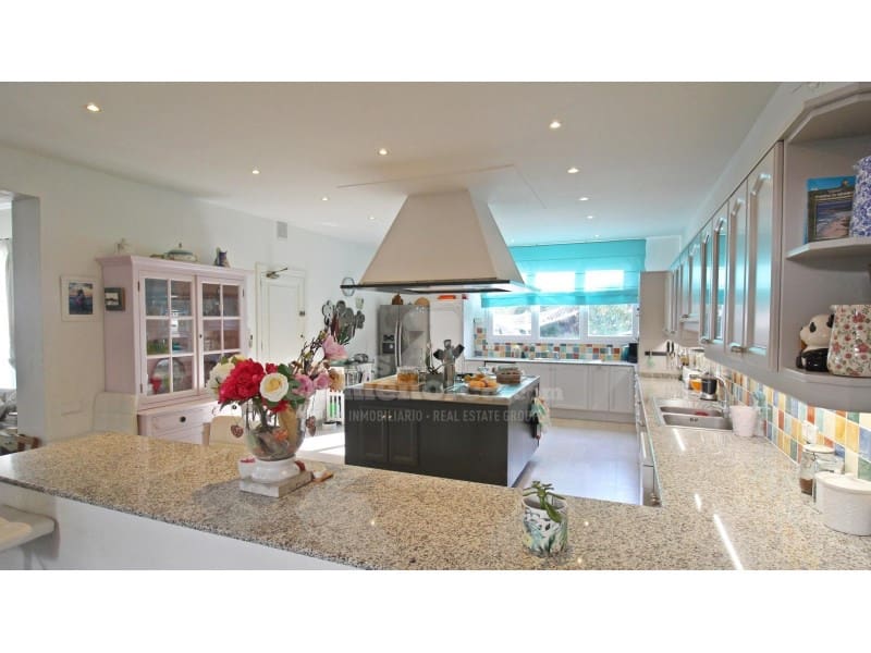 Chalet de 7 habitaciones en Binixica en venta con piscina garaje - 1.975.000 € (Ref: 7986192)