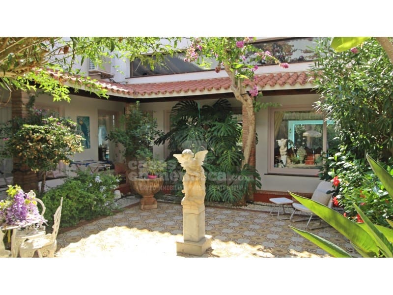 Chalet de 7 habitaciones en Binixica en venta con piscina garaje - 1.975.000 € (Ref: 7986192)