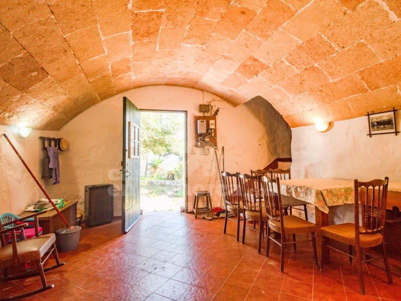 4 soveværelse Finca/Landehus til salg i Ciutadella de Menorca - € 700.000 (Ref: 8093885)