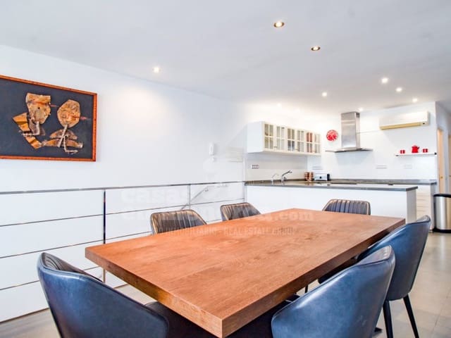 3 soveværelse Byhus til salg i Mahón / Maó - € 995.000 (Ref: 8132083)