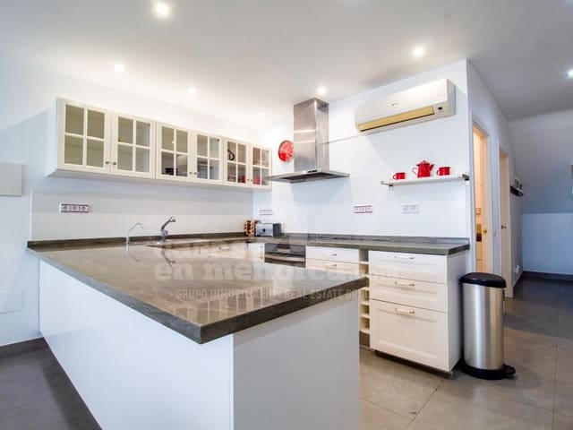 3 soveværelse Byhus til salg i Mahón / Maó - € 995.000 (Ref: 8132083)