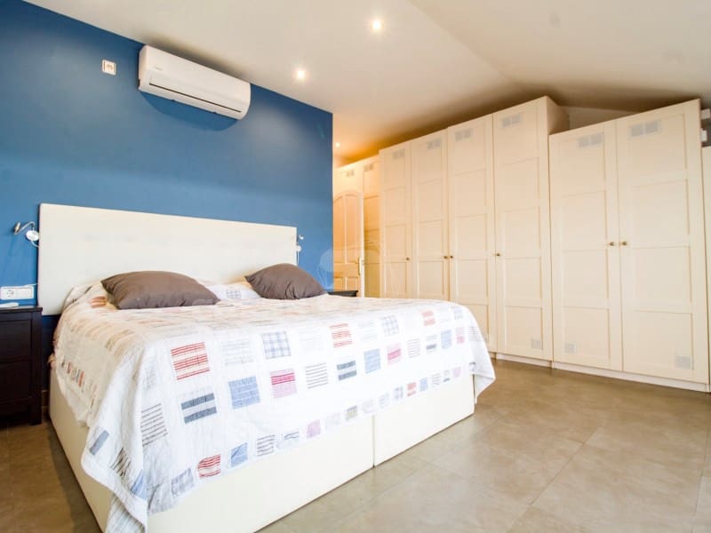 3 soveværelse Byhus til salg i Mahon / Mao - € 995.000 (Ref: 8132083)