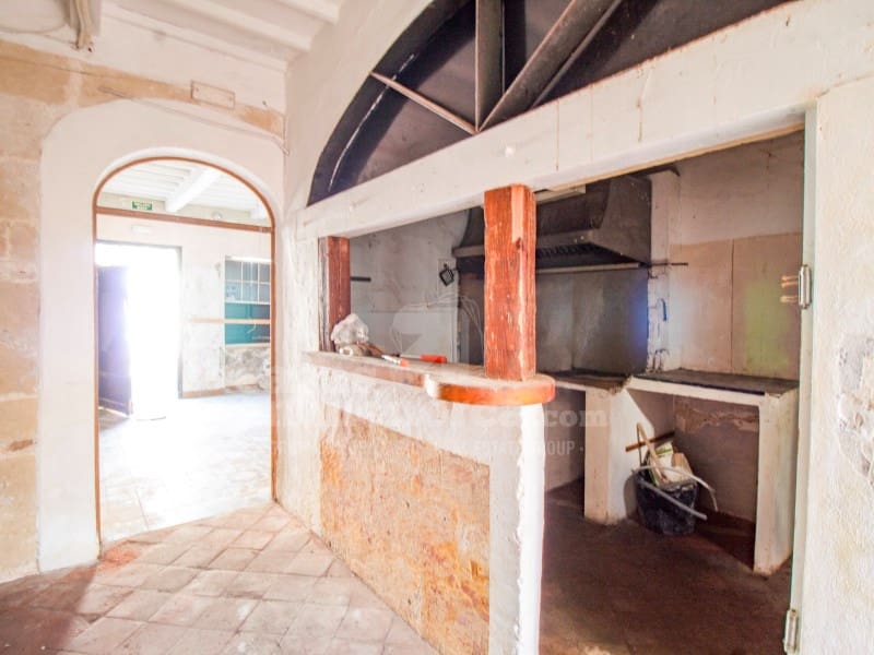 4 bedroom Townhouse for sale in Es Castell - € 299,000 (Ref: 8148396)