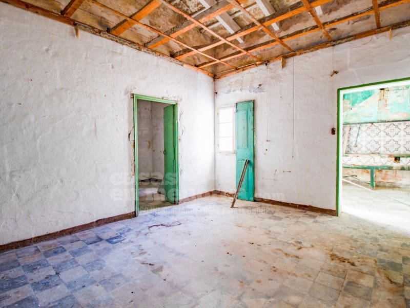 4 bedroom Townhouse for sale in Es Castell - € 299,000 (Ref: 8148396)