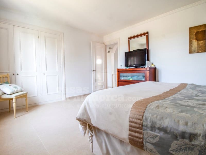 4 makuuhuone Maalaistalo myytävänä paikassa Llucmacanes mukana uima-altaan - 899 000 € (Ref: 8298298)