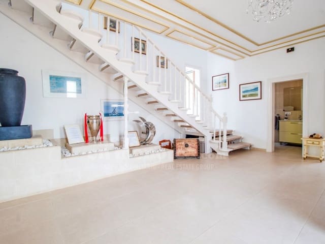4 bedroom Finca/Country House for sale in Llucmaçanes, Mahón / Maó with pool - € 899,000 (Ref: 8298298)
