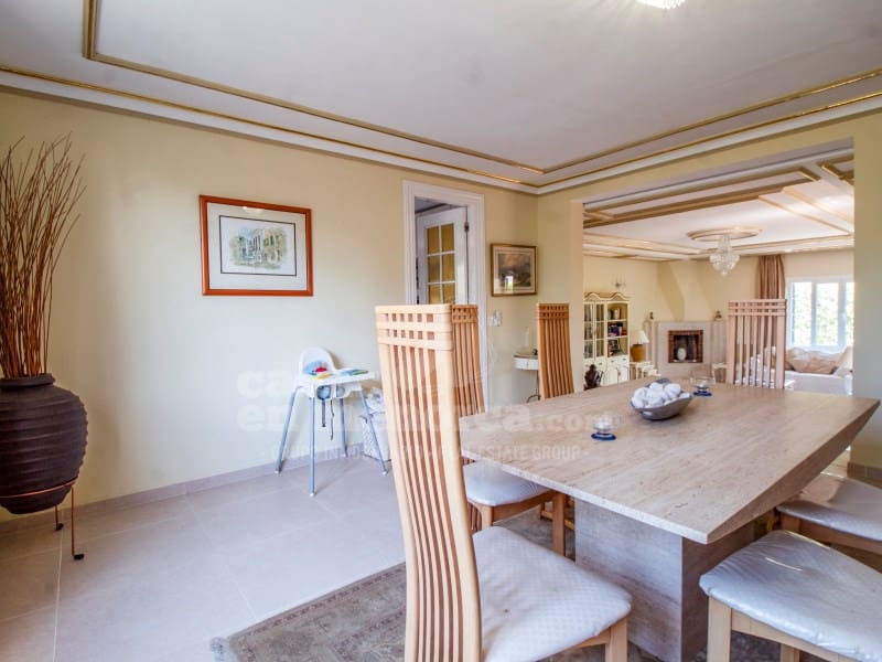 4 makuuhuone Maalaistalo myytävänä paikassa Llucmacanes mukana uima-altaan - 899 000 € (Ref: 8298298)