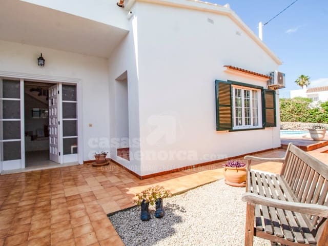 4 bedroom Finca/Country House for sale in Llucmaçanes, Mahón / Maó with pool - € 899,000 (Ref: 8298298)
