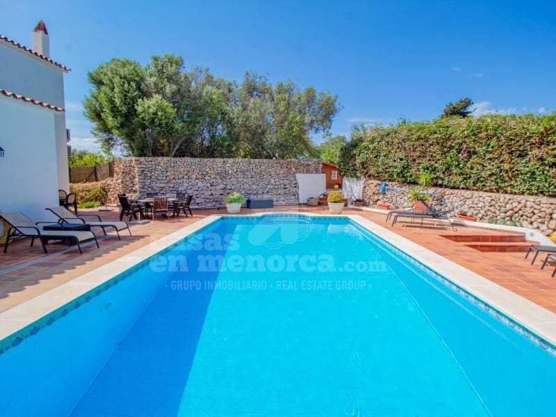 4 makuuhuone Maalaistalo myytävänä paikassa Llucmacanes mukana uima-altaan - 899 000 € (Ref: 8298298)