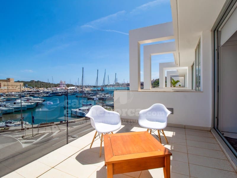 2 soveværelse Lejlighed til salg i Mahon / Mao med swimmingpool - € 485.000 (Ref: 8340291)