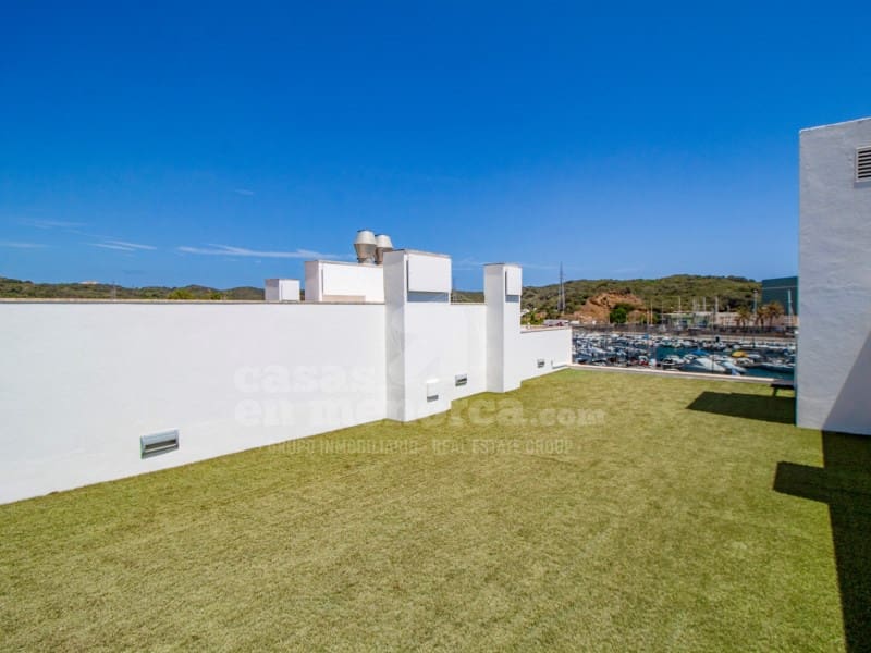 2 soveværelse Lejlighed til salg i Mahon / Mao med swimmingpool - € 485.000 (Ref: 8340291)