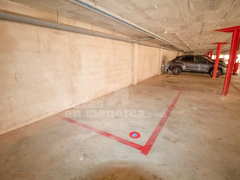 2 soveværelse Lejlighed til salg i Mahon / Mao med swimmingpool - € 485.000 (Ref: 8340291)