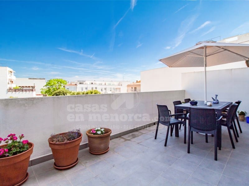 3 soverom Leilighet til salgs i Mahon / Mao med svømmebasseng - € 490 000 (Ref: 8343374)