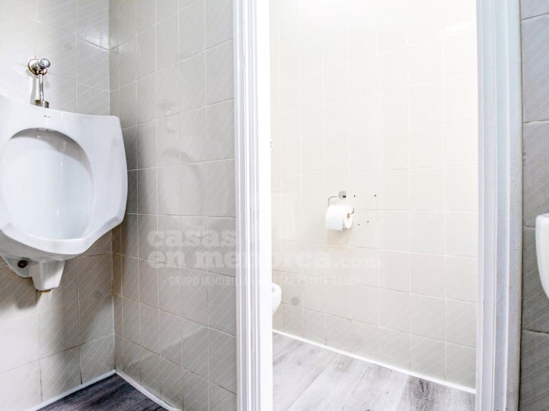 Ristorante/Bar in vendita in Arenal d'en Castell con piscina - 795.000 € (Rif: 8392982)