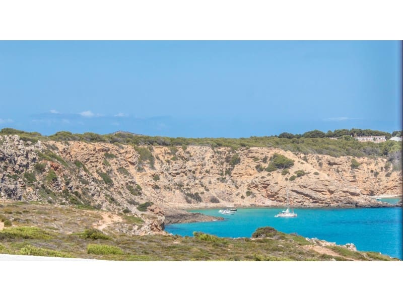 Ristorante/Bar in vendita in Arenal d'en Castell con piscina - 795.000 € (Rif: 8392982)