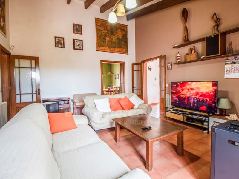 10 quarto Quinta/Casa Rural para venda em Llucmacanes com piscina garagem - 2 500 000 € (Ref: 8440773)