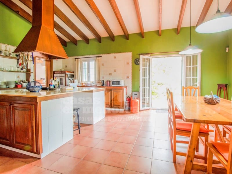 10 quarto Quinta/Casa Rural para venda em Llucmacanes com piscina garagem - 2 500 000 € (Ref: 8440773)