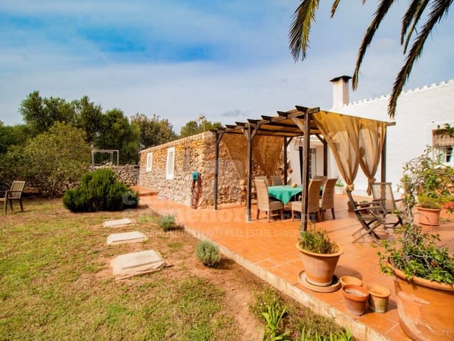 10 makuuhuone Maalaistalo myytävänä paikassa Llucmaçanes, Mahón / Maó mukana uima-altaan 
autotalli - 2 500 000 € (Ref: 8440773)