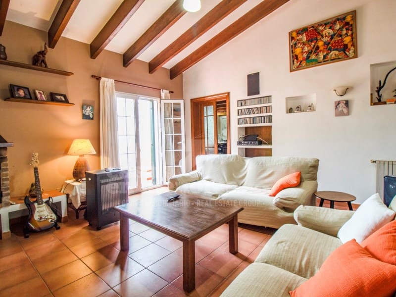 10 quarto Quinta/Casa Rural para venda em Llucmacanes com piscina garagem - 2 500 000 € (Ref: 8440773)